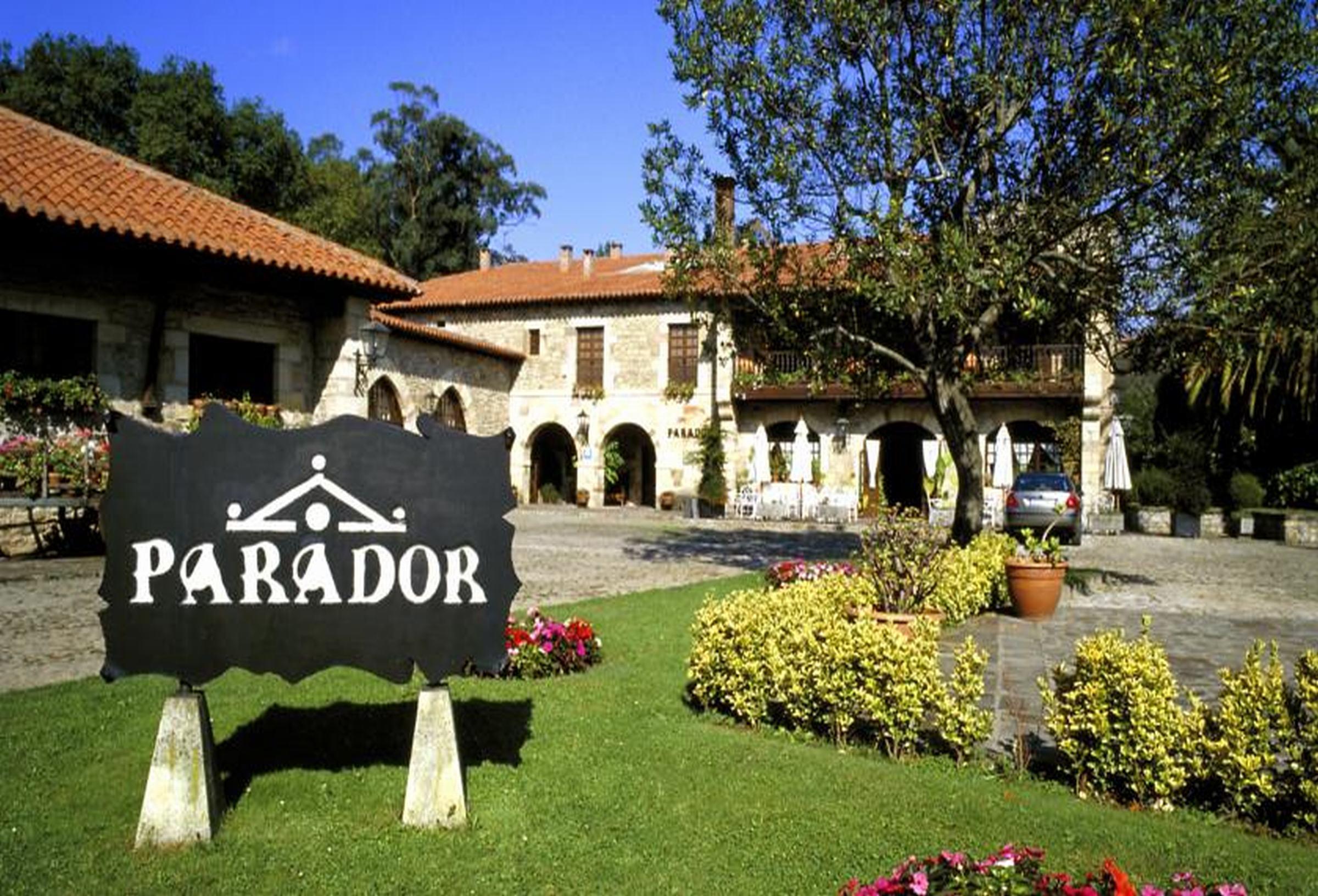 Parador De סנטילנה דל מר מראה חיצוני תמונה